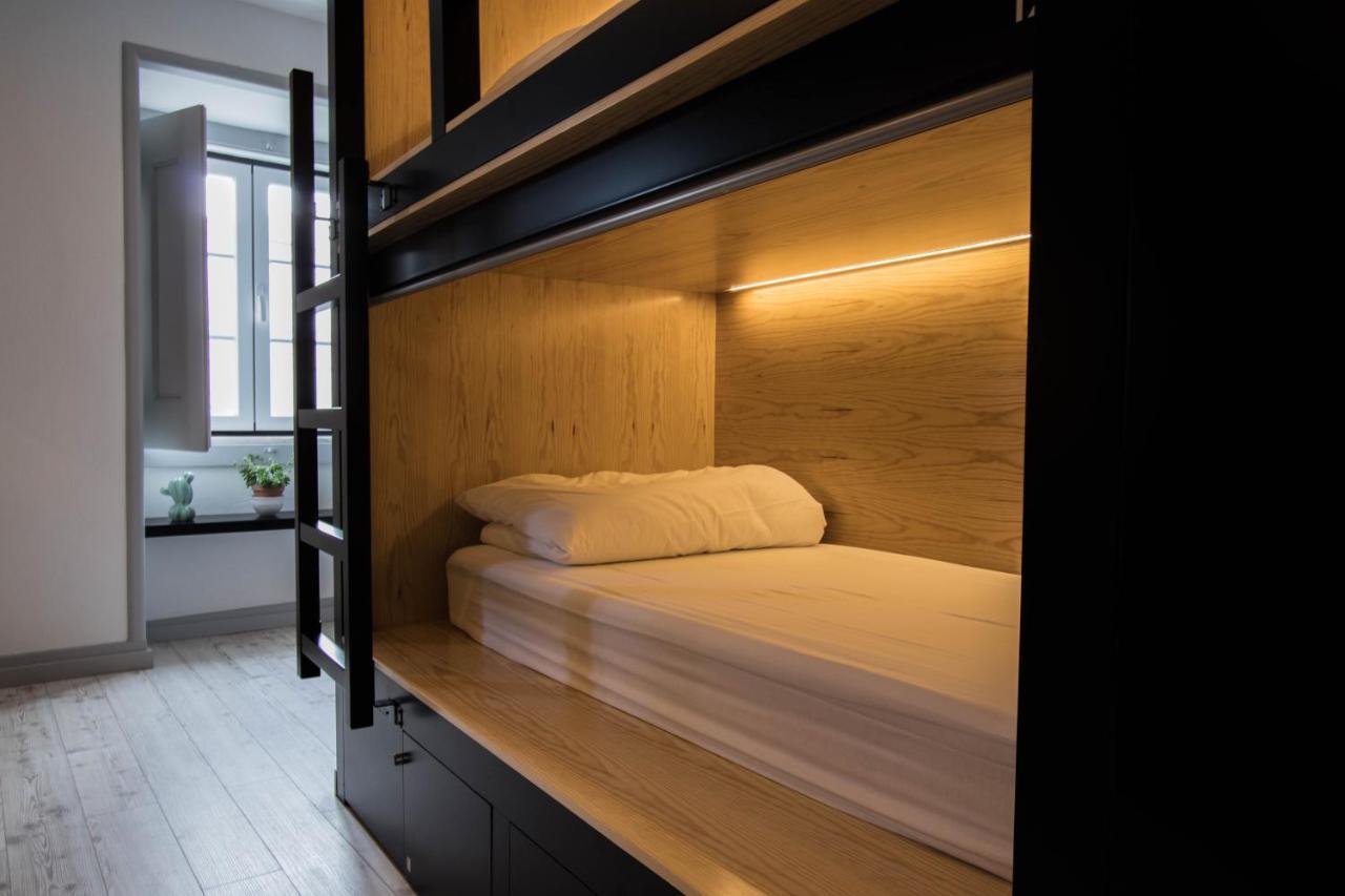 Gig Capsule Hostel エリセイラ エクステリア 写真
